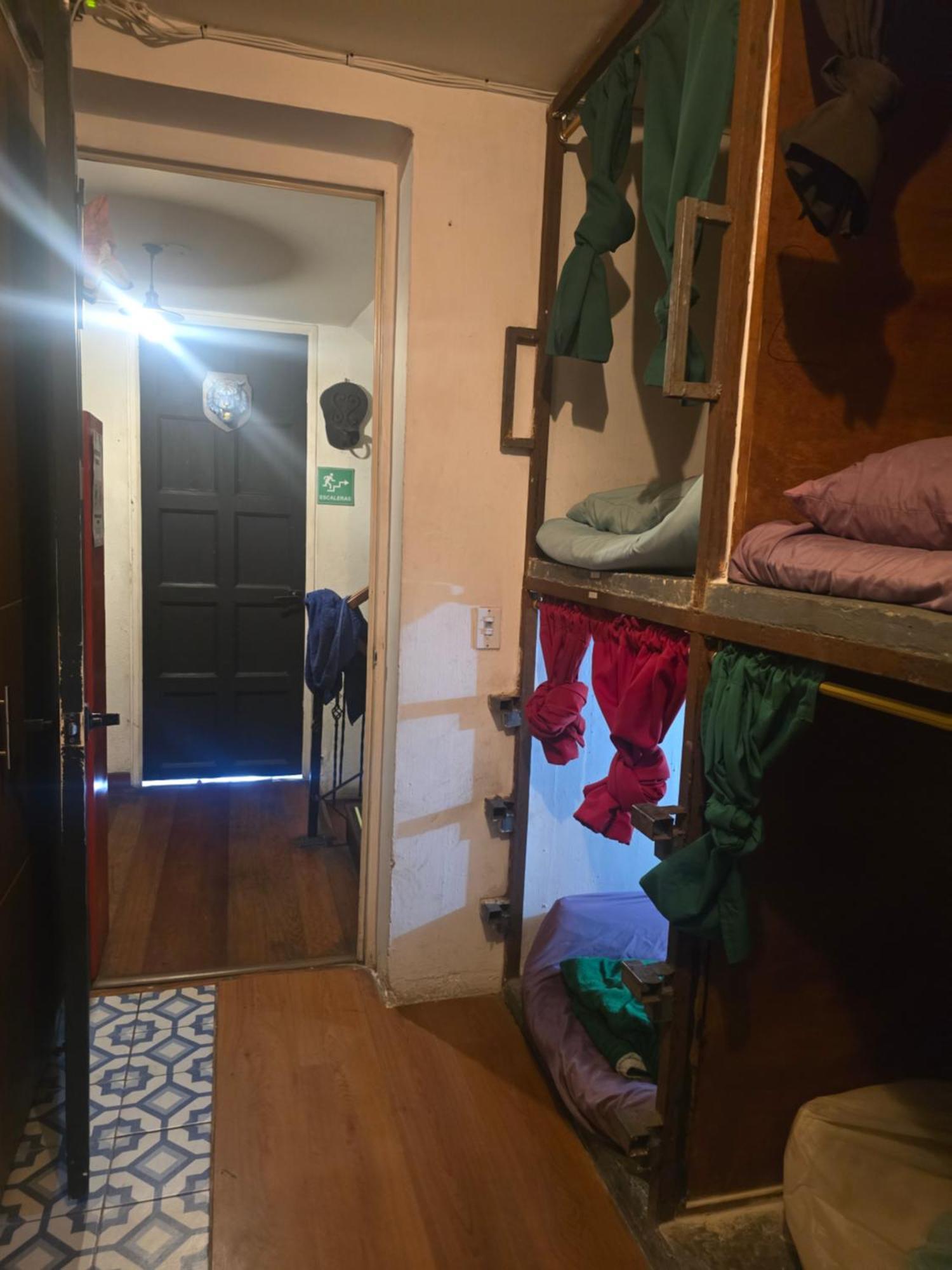 Hostel Portelli Hostal-zona G Para Extranjeros Bogotá